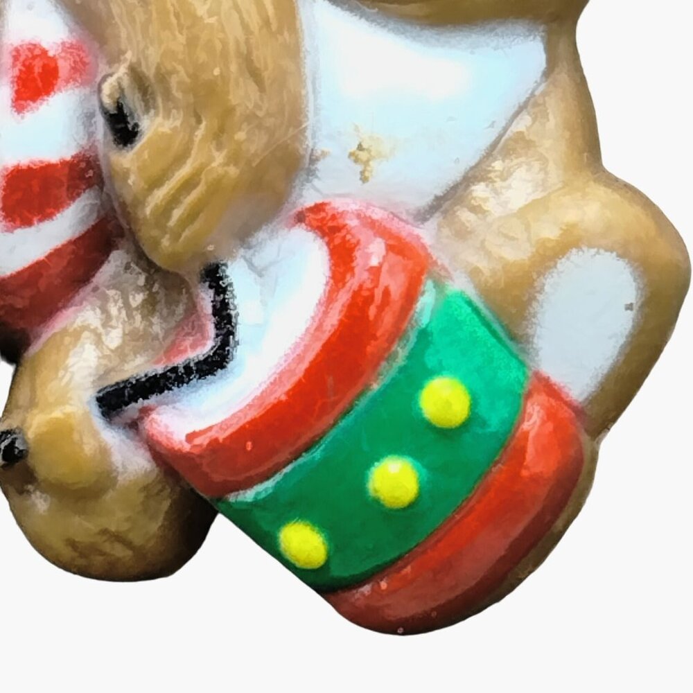 Russ Teddy Bear Pin Vintage Brooch Playing Drum Plastic Signed Christmas - Picture 2 of 6